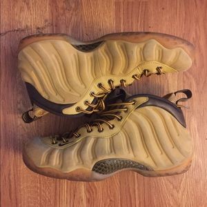 Foamposite wheat size 9